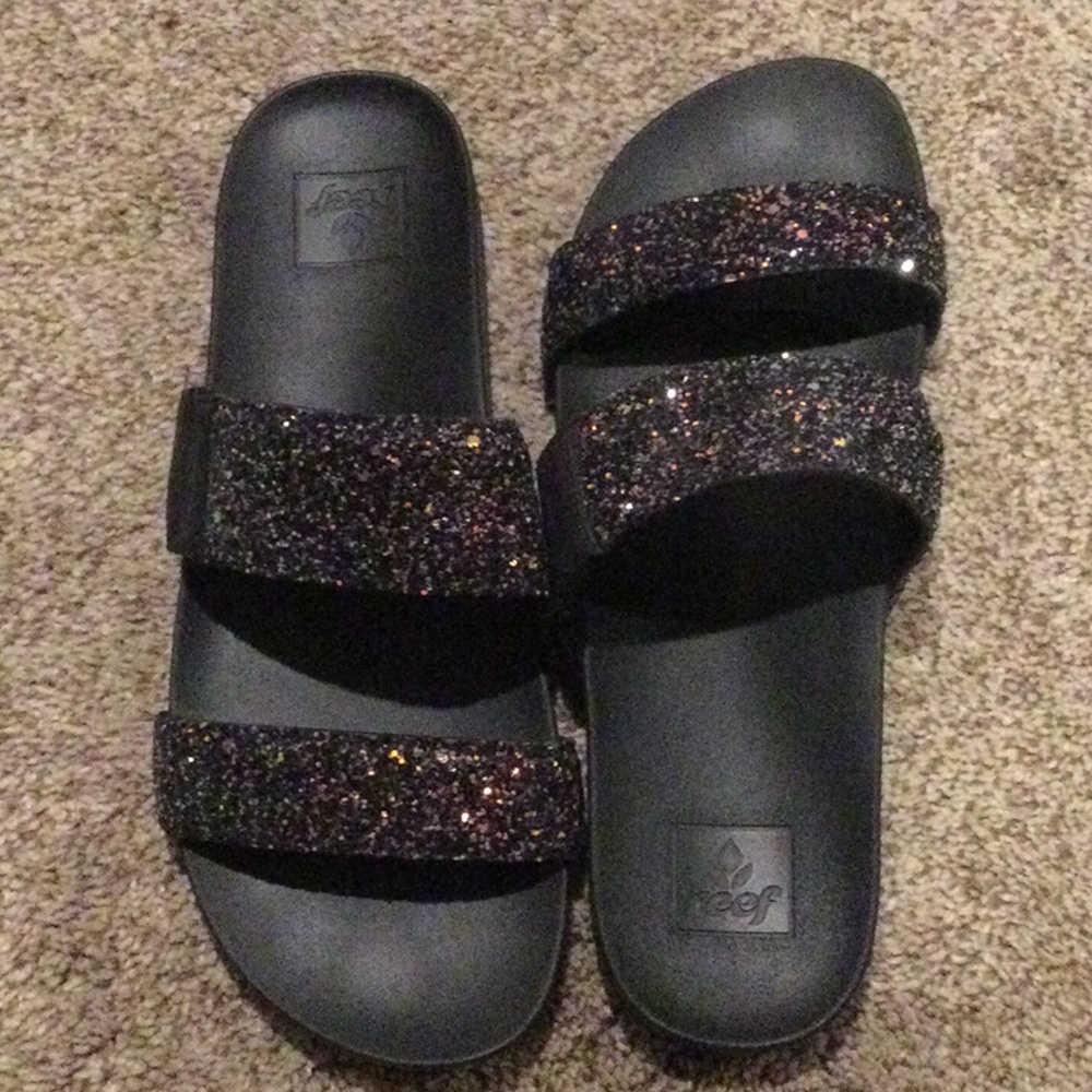 Black sparkly reefs